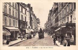 PARIS-75006- LA RUE DE SEVRES - Paris (06)