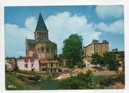 - CPM MAREUIL-SUR-LAY (85) - L'église Et Le Château Féodal 1977 - Photo CIM - - Mareuil Sur Lay Dissais