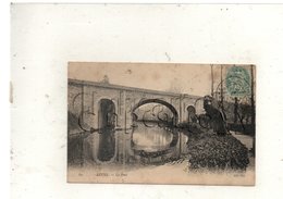 Lèves (28) : Le Pont  En 1906  PF. - Lèves