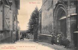 Gimont         32            La Porte Et Rue De L'Eglise       (Voir Scan) - Andere & Zonder Classificatie