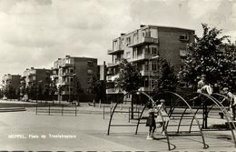 Nederland, MEPPEL, Flats Op Troelstraplein, Speeltuin (1965) Ansichtkaart - Meppel