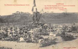 CPA 54 LUNEVILLE LES TOMBES FRANCAISES - Luneville