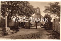 ISLE OF MAN MAUGHOLD CHURCH AND CROSS OLD B/W POSTCARD - Isle Of Man