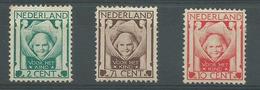 200035077  HOLANDA  YVERT  Nº  159/61  */MH - Unused Stamps