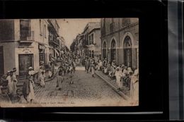 Delcampe - CPA ALGERIE BLIDA RUE D'ALGER ET CAFES MAURES En L Etat Sur Les Photos - Blida