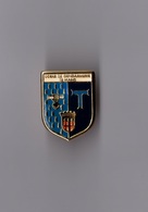 Pin's Police / école De Gendarmerie Le Mans (époxy Base Dorée) Hauteur: 2,6 Cm - Police