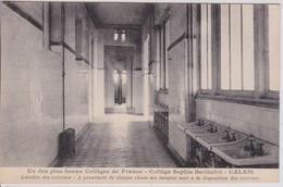 CALAIS - Collège Sophie Berthelot Lavabos Des Externes - Calais