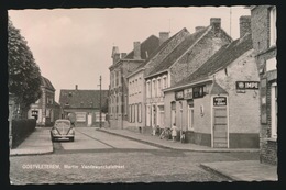 OOSTVLETEREN  MARTIN VANDEWYNCKELSTRAAT   RECHTS CAFE  IN 'T LUSTHOF - Vleteren