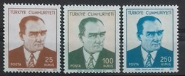 TURQUIE TURKEY N° 1983 à 1985 COTE 6 €  NEUFS ** MNH 1971 ATATURK - Ungebraucht