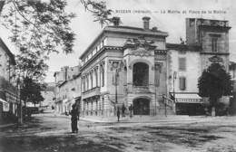 Nissan Les Enserune       34       Place De La Mairie                (Pli Voir Scan) - Autres & Non Classés