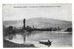38  -  CPA   De   BRANGUES  -  Pêcheur  En  Barque  , Un  Coin  Sur  Le  Rhône  Et  Les  Monts  Du  Bugey - Brangues