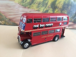 Bus- Red Bus Rovers, London Transport 1939 - échelle 1/43  Neuf Métal - Voir Photos (envoie Colissimo) - Nutzfahrzeuge