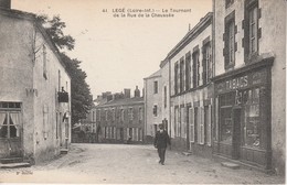 44 - LEGE - Le Tournant De La Rue De La Chaussée - Legé