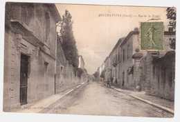 CPA GARD.AIGUES-VIVES.RUE DE LA POSTE - Aigues-Vives