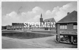 Marktplein En Stadhuis - Mechelen-aan-de-Maas - Maasmechelen