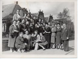 Photo Hollande(nederland) Années 50 Format 9/12  Groupes De Personnes. - Places