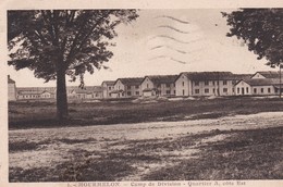 MILITARIA . MOURMELON (51) Camp De Division. Quartier A , Côté Est - Casernes