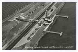 Afsluitdijk Holland-Friesland Met Monument In Vogelvlucht 1969 Niederlande - Den Oever (& Afsluitdijk)