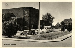 Nederland, BUSSUM, Station, Auto VW Kever (1959) Ansichtkaart - Bussum