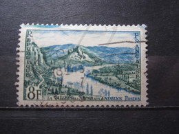 VEND BEAU TIMBRE DE FRANCE N° 977 , MACULAGE EN HAUT !!! - Usados