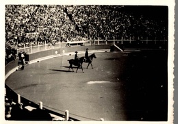 Photographie Cavaliers Entrant Dans L'arène - Deportes