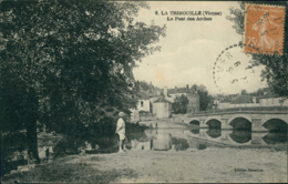 86 LA TRIMOUILLE / Le Pont Des Arches / - La Trimouille