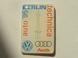 PIN'S AUDI /  VOLKSWAGEN - BERLIN TECHNICA AUTO '95 - Audi