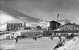 Alpe D'Huez             38         La Patinoire Et Les Hôtels            (voir Scan) - Sonstige & Ohne Zuordnung