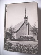 Nederland Holland Pays Bas Zuidlaren Met Gereformeerde Kerk - Zuidlaren