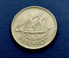 KUWAIT - 50 Fils 1999 Sovereign Emirate (1961) - Edelweiss Coins  Sailing Ship - Koweït