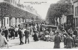 ROCHEFORT ( 17 ) - Le Marché , Rue De L'Arsenal - Mercati