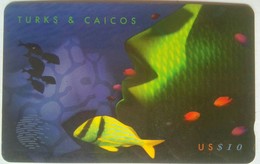 Turks And Caicos US $10  108 CTCB " Green Fish ( Puzzle 2/3) ( Slashed Zero ) " - Turks- En Caicoseilanden