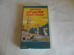 E6 " Les Dalton Courent Toujours " - Cartoons