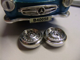 SCALEXTRIC MERCEDES 190 SL Accesorio 2 LLANTAS - Scale 1:32