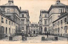 78-RAMBOUILLET- HÔTEL DES POSTES ET PLACE DU GOUVERNEMENT - Rambouillet