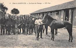 78-SAINT-CYR- L'ECOLE, LA LECON DE PANSAGE - St. Cyr L'Ecole