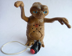 FIGURINE E.T. ARTICULE Sonnore Et Lumineux EN PLASTIQUE  Marque Inconnue - Altri & Non Classificati