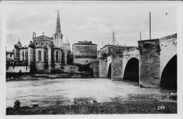 Limoux - L'Abside De L'église Saint Martin Et Le Pont Neuf - Limoux