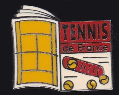 65240-Pin's-Tennis De France.Magazine.Presse.signé Béraudy Vaure. - Tennis