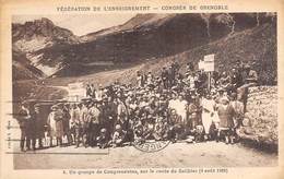 Grenoble       38        Fédération De L'Enseignement Groupe De Congressistes Sur La Route Du Galibier      (Voir Scan) - Grenoble