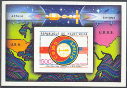 UPPER VOLTA (1975) Apollo-Soyuz. Imperforate S/S. Scott No C219, Yvert No BF5ag. - Haute-Volta (1958-1984)