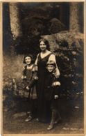 CPA AK Wunsiedel - Actress With Children - Photo Postcard GERMANY (964780) - Wunsiedel