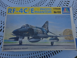 Maquette Avion Militaire--en Plastique-1/72.ref Italeri Ref 133 Rf-4c/e - Aviones