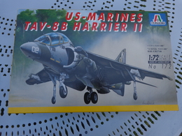 Maquette Avion Militaire--en Plastique-1/72.ref Italeri Ref  172 -US MARINES TAV-8B HARRIER H - Airplanes