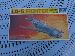 Maquette Avion Militaire--en Plastique-1/72.- Italeri Ref 135 LA-5 FIGHTER - Avions