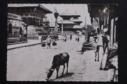 NEPAL - Carte Postale - Kathmandou - Un Aspect Du Quartier Des Temples - L 61570 - Nepal