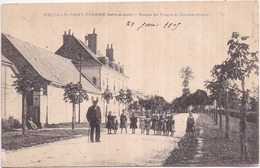 Dépt 37 - NEUILLÉ-PONT-PIERRE - Route De Tours Et Gendarmerie - Animée - Neuillé-Pont-Pierre