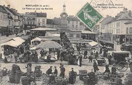 91-MONTLHERY- LA PLACE UN JOUR DE MARCHE - Montlhery