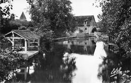 Villemeux Sur Eure Moulin à Eau Lavoir Canton Nogent Le Roi - Villemeux-sur-Eure