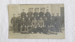 Postkarte Gruppenfoto Soldat 1 WK Militär Soldaten - 1914-18